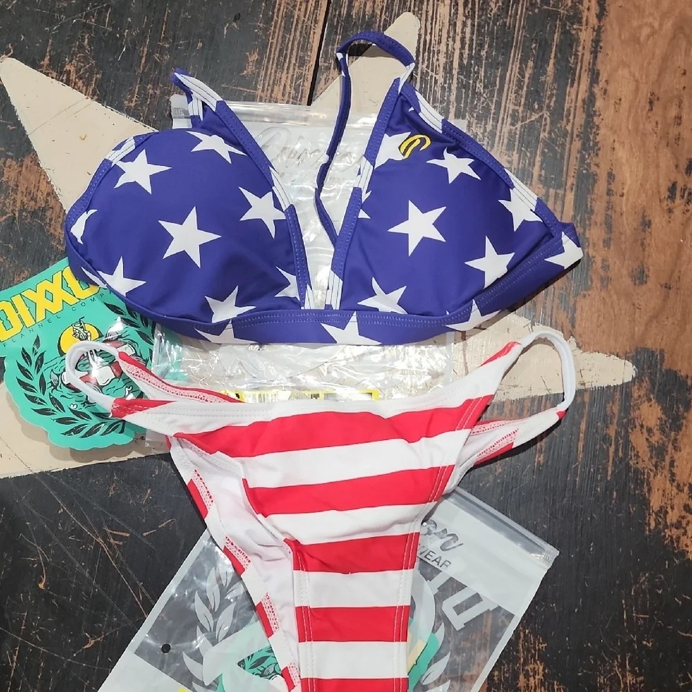 DIXXON FLAG RED WHITE & BLUE BIKINI SWIMSUIT New! Size M - Picture 1 of 4